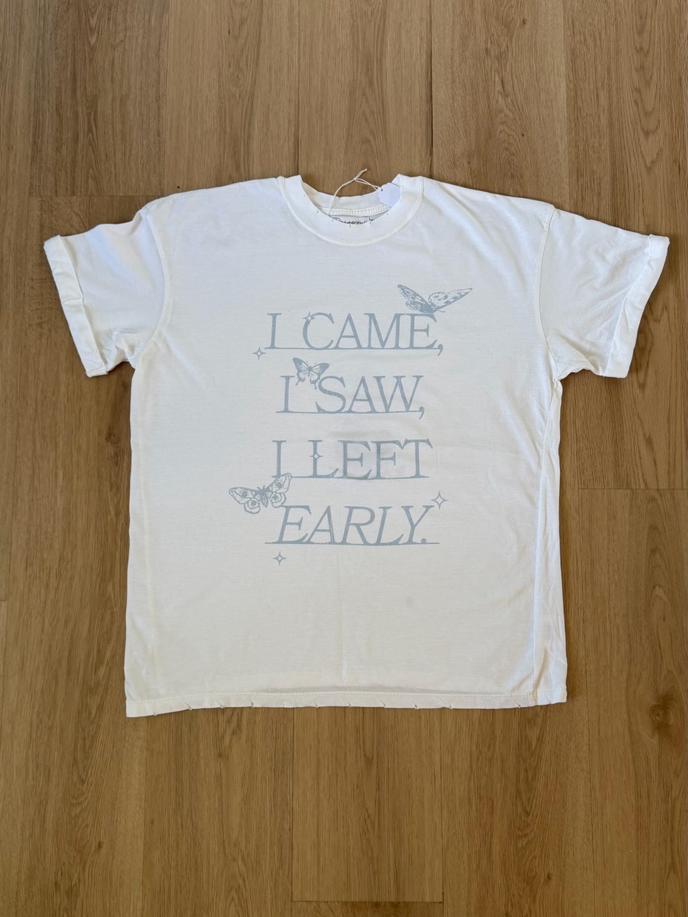 White Women’s Oversized Graphic Tee - 'I Came, I Saw, I Left Early'